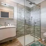 6 Bedroom Cozy In Будинок відпочинку