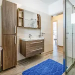 6 Bedroom Cozy In Будинок відпочинку