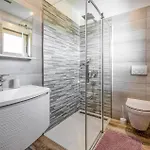 6 Bedroom Cozy In * Пула